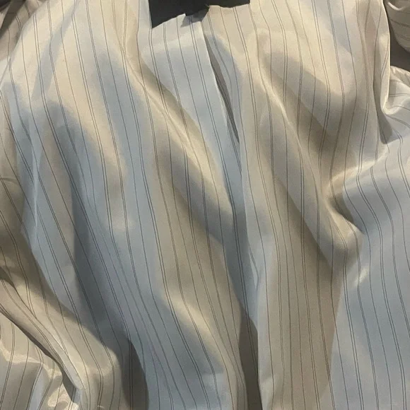 Banana Republic Light Gray Blazer - Picture 9 of 9